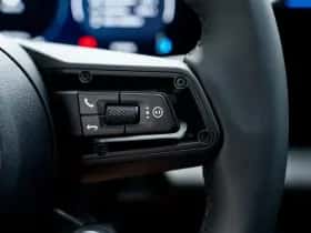 Porsche Macan (2026) thumbnail 33