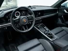 Porsche 911 (2024) thumbnail 24