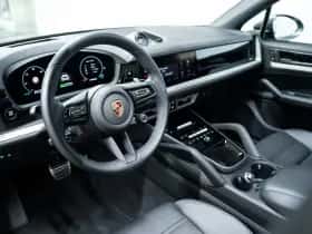 Porsche Cayenne (2024) thumbnail 20