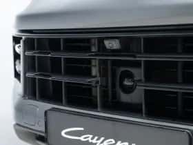 Porsche Cayenne (2024) thumbnail 10