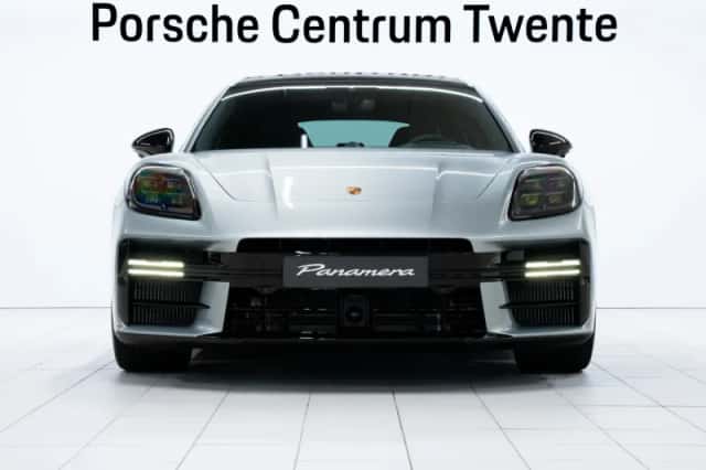 Porsche Panamera (2026) thumbnail 2