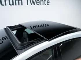 Porsche Panamera (0) thumbnail 16