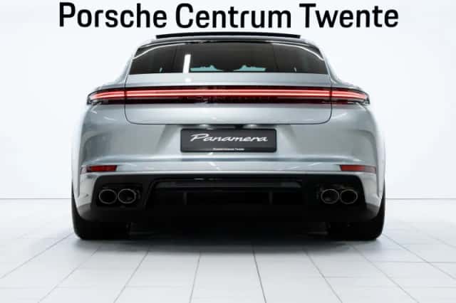 Porsche Panamera (2026) thumbnail 4
