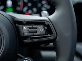 Porsche Panamera (0) thumbnail 35