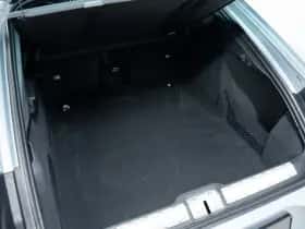 Porsche Panamera (0) thumbnail 48