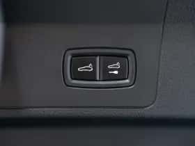 Porsche Panamera (0) thumbnail 49