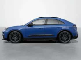Porsche Macan (0) thumbnail 3