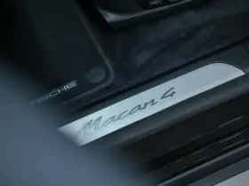 Porsche Macan (2026) thumbnail 13