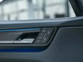 Porsche Macan (2026) thumbnail 16