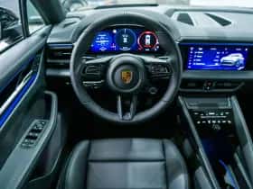 Porsche Macan (2026) thumbnail 19