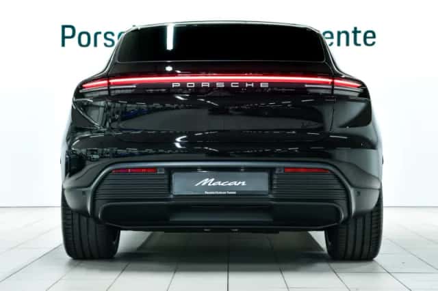Porsche Macan (2026) thumbnail 4