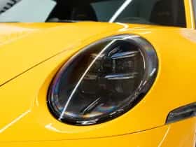 Porsche 911 (2025) thumbnail 12