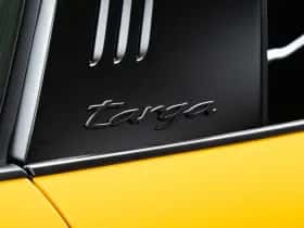 Porsche 911 (2025) thumbnail 18