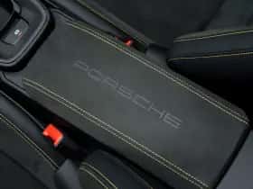Porsche 911 (2025) thumbnail 50