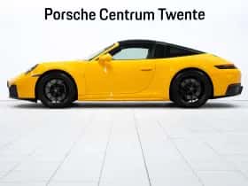 Porsche 911 (2025) thumbnail 6