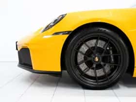 Porsche 911 (2025) thumbnail 7