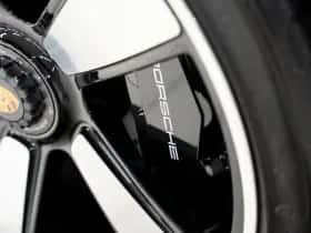 Porsche 911 (2023) thumbnail 13