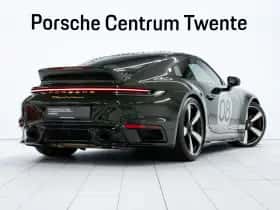 Porsche 911 (2023) thumbnail 3