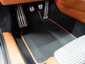 Porsche 911 (2023) thumbnail 39
