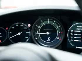 Porsche 911 (2023) thumbnail 41