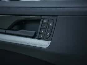 Porsche Cayenne (2023) thumbnail 18