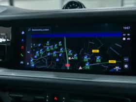 Porsche Cayenne (2023) thumbnail 35