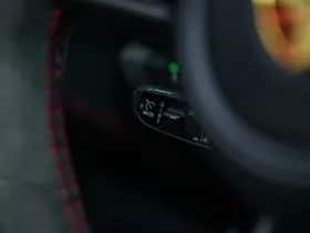 Porsche 911 (2025) thumbnail 27