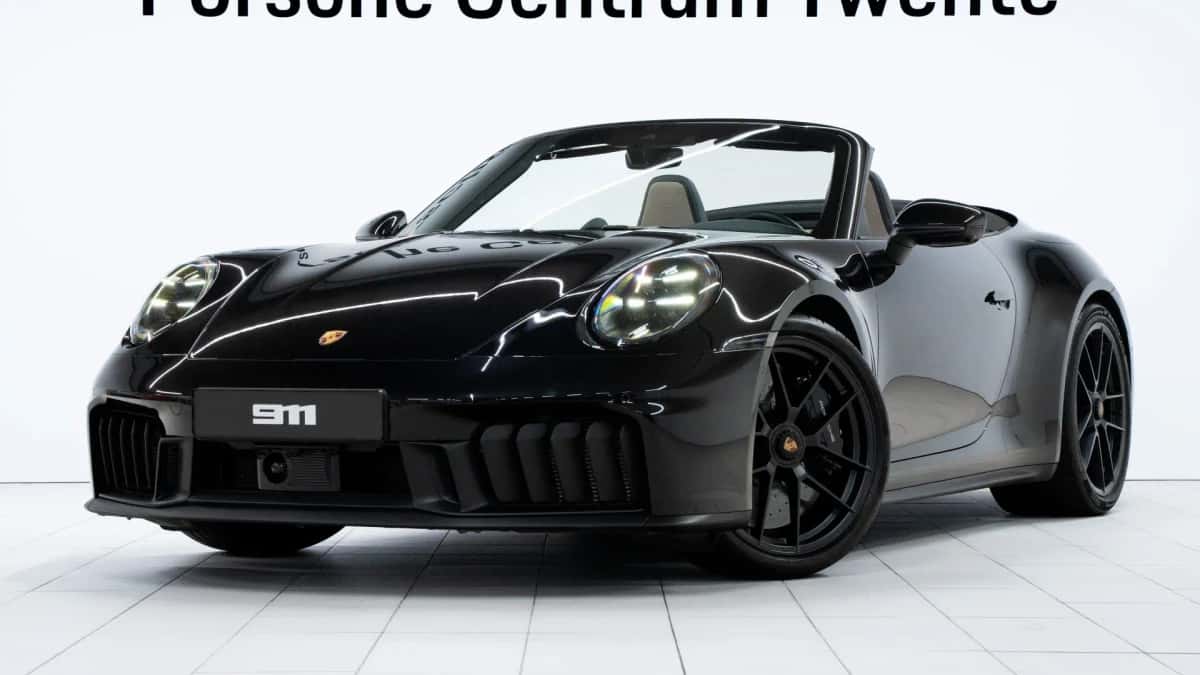 Porsche 911 (2024) — foto 1