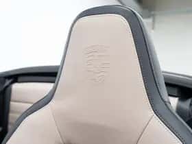 Porsche 911 (2024) thumbnail 29