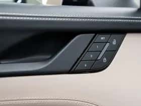 Porsche 911 (2024) thumbnail 30