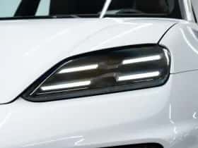 Porsche Macan (2024) thumbnail 11