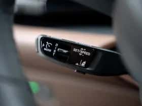 Porsche Macan (2024) thumbnail 37