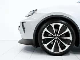 Porsche Macan (2024) thumbnail 6