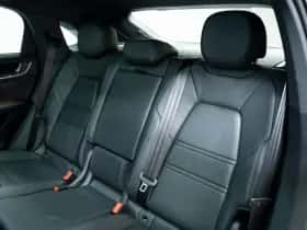 Porsche Cayenne (2025) thumbnail 30