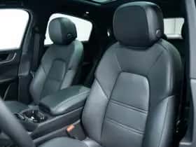 Porsche Cayenne (2025) thumbnail 8