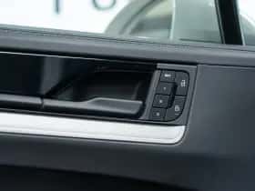 Porsche Cayenne (2023) thumbnail 31