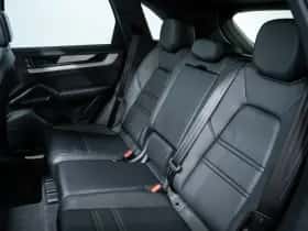 Porsche Cayenne (2023) thumbnail 34