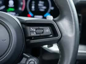 Porsche Cayenne (2023) thumbnail 39