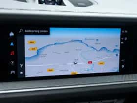 Porsche Cayenne (2023) thumbnail 43