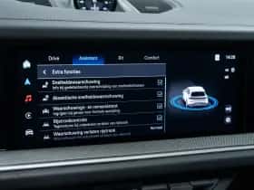 Porsche Cayenne (2023) thumbnail 45