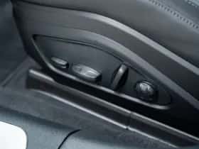 Porsche Panamera (0) thumbnail 24