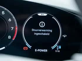 Porsche Panamera (0) thumbnail 35