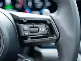 Porsche Panamera (0) thumbnail 37