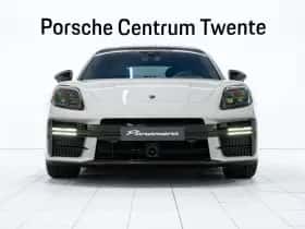 Porsche Panamera (0) thumbnail 2