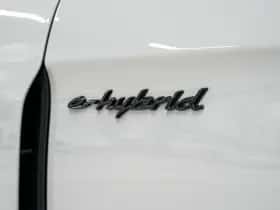 Porsche Panamera (0) thumbnail 17