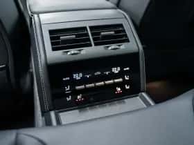 Porsche Panamera (0) thumbnail 35