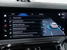 Porsche Panamera (0) thumbnail 48