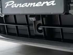 Porsche Panamera (0) thumbnail 10