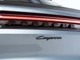 Porsche Cayenne (0) thumbnail 18