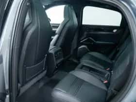 Porsche Cayenne (0) thumbnail 44